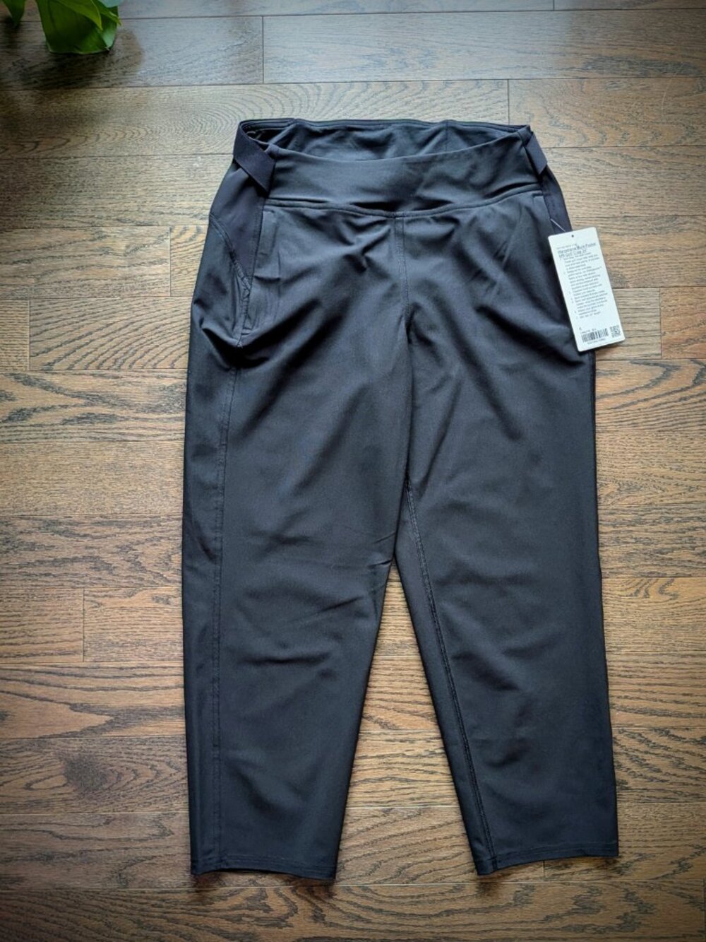 Lululemon Golf Capris